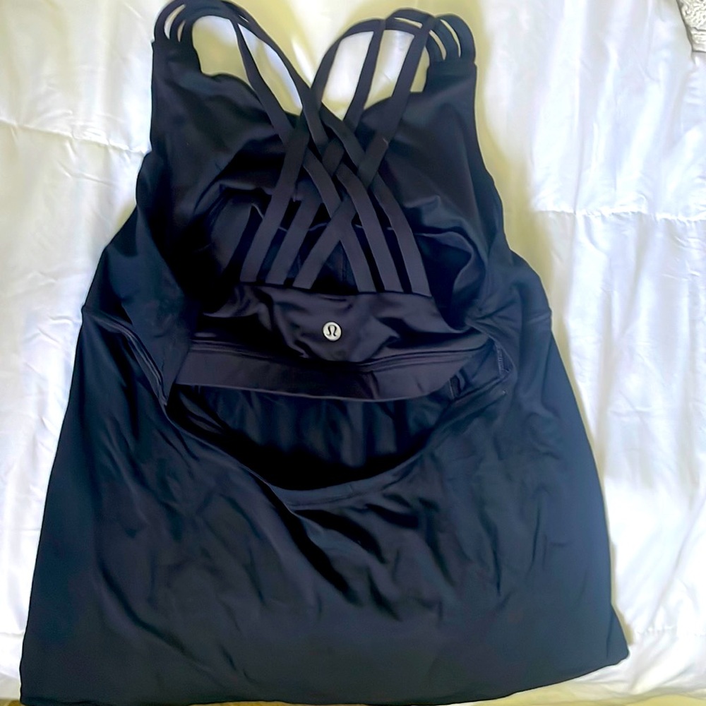 Lululemon/ sports tank.